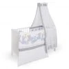 Jonka Babybett-Komplett-Set Sina inkl. Bettwäsche, Himmel, Nestchen & Matratze 60 x 120 cm - Kuschelbär - Weiß