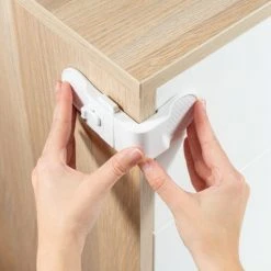 Reer Schubladen- & Schranksicherung 3er Pack - Weiß -Wohnen & Schlafen Verkäufe reer schubladen schranksicherung 3er pack weiss 71080 d3