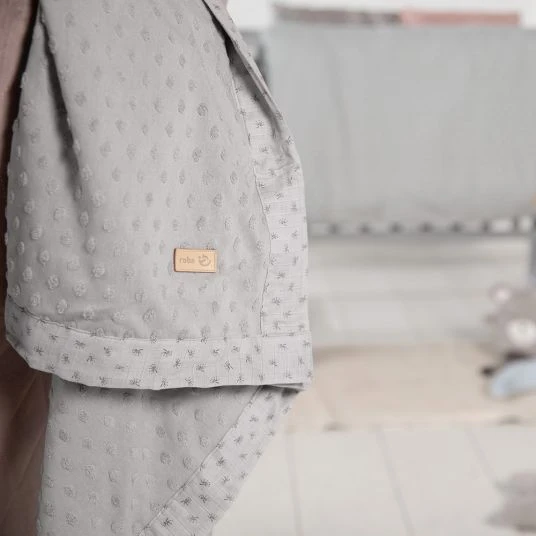 Roba Babydecke 80 x 80 cm - Lil Planet - Silbergrau 5 Roba Babydecke 80 x 80 cm - Lil Planet - Silbergrau – Bild 5